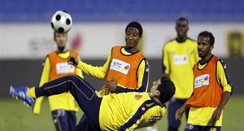 فيصل بن تركي «ساخراً»: «لو احتاجني الفريق ممكن ألعب ربع ساعة»